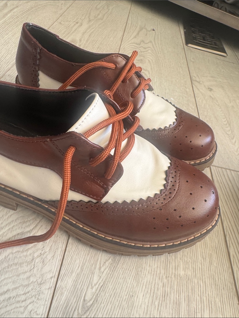 Kids Two-Tone Brown and Cream Dress 👞